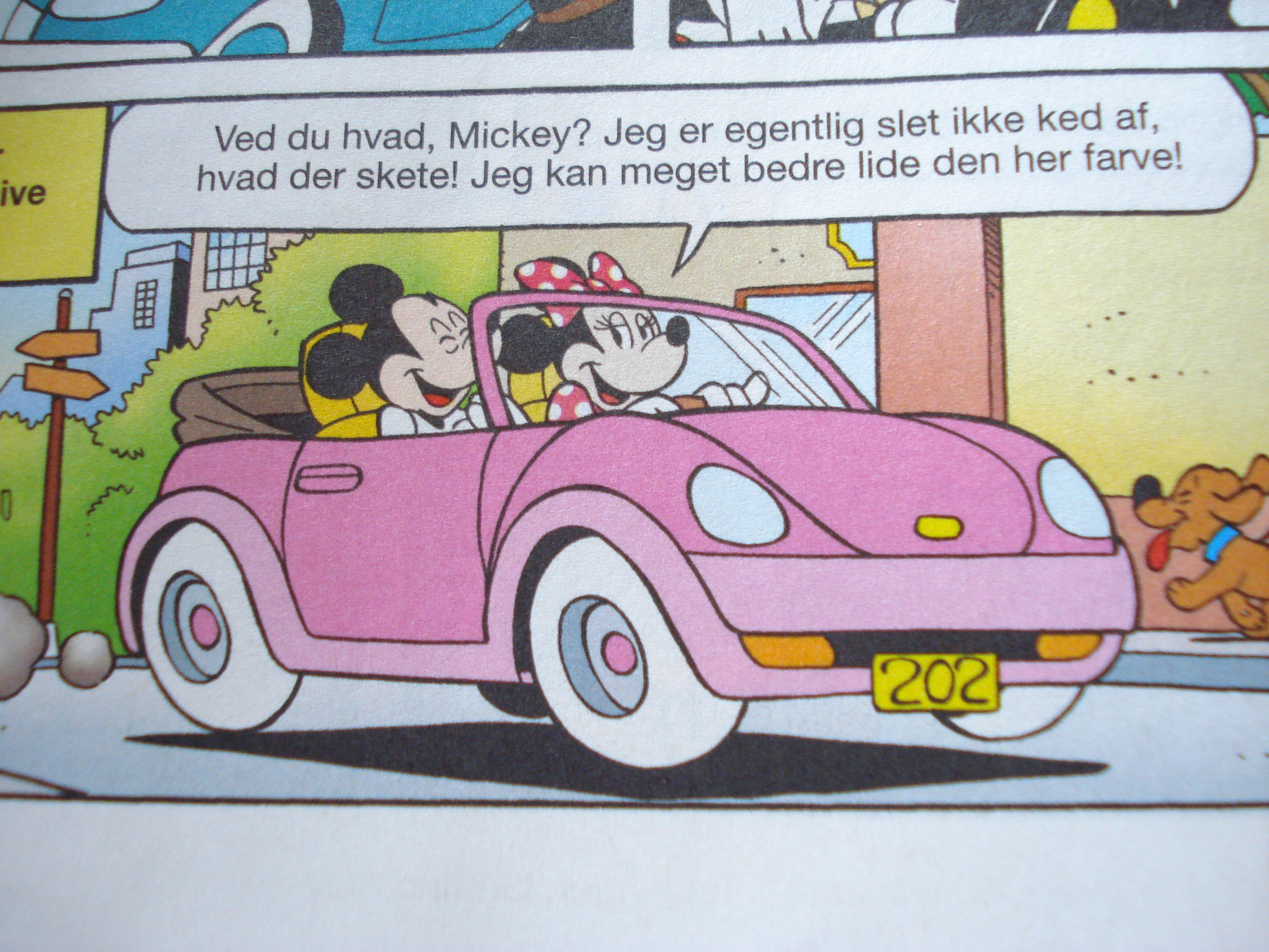 Minnie har fået sin Beagle bil tilbage - dog i en anden farve end oprindeligt